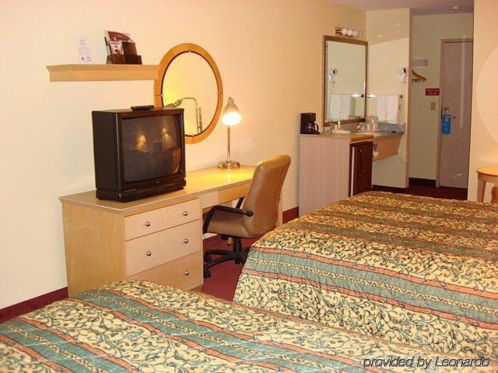 Clackamas Inn And Suites Szoba fotó
