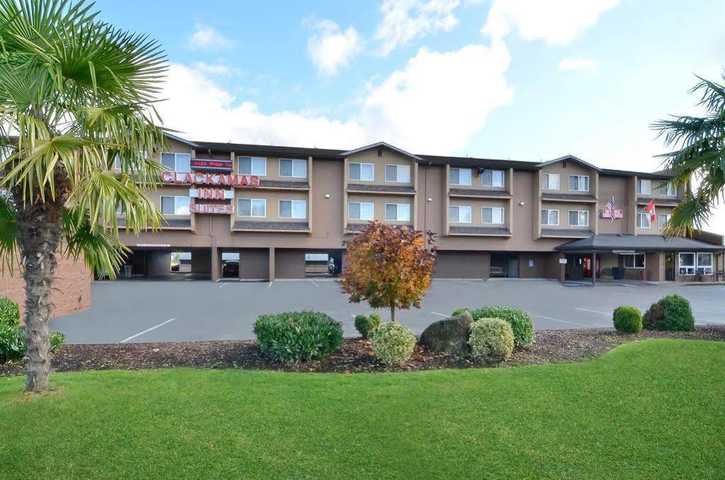 Clackamas Inn And Suites Kültér fotó