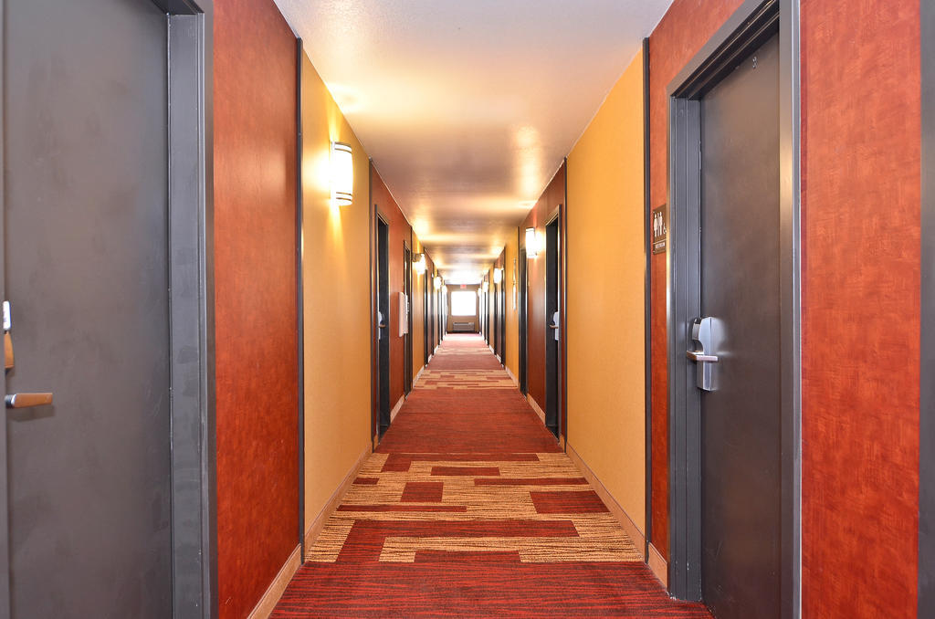 Clackamas Inn And Suites Kültér fotó